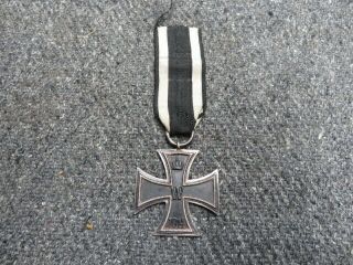 Wwi Imperial German Iron Cross 2nd Class - Ring Marked “cd 800” -