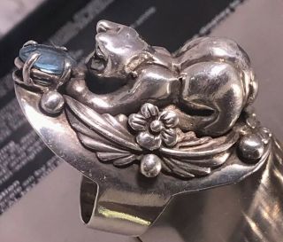 Vintage 1989 Signed Carol Felley Gem Sterling Silver Crouching Kitty Cat Ring