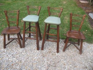 Romweber Viking Oak Horsehead 2 Chairs 2 Barstools