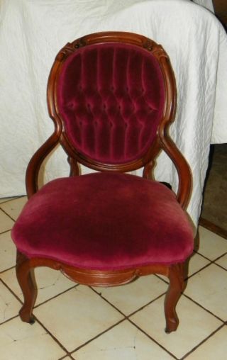 Red Velvet Walnut Carved Parlor Chair Sidechair (sc77)
