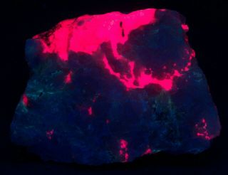 Large Fluorescent Tugtupite And Minors From Ilimaussaq Complex,  Greenland 157