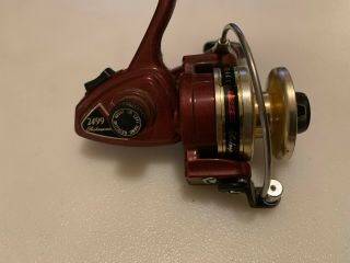 Shakespeare 2499 Fishing Reel Very Great Collectible