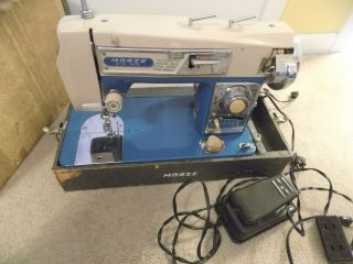 Vintage Morse Fotomatic Lll 4300 Zig Zag Heavy Duty Sewing Machine W/case