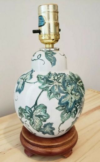 Chinese Asian Oriental Green White Foliage Porcelain Ceramic Ginger Jar 8 " Lamp