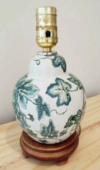 Chinese Asian Oriental Green White Foliage Porcelain Ceramic Ginger Jar 8 