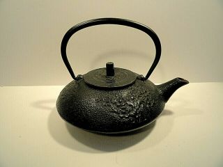 Tetsubin Japanese Black Cast Iron Bamboo Teapot 2