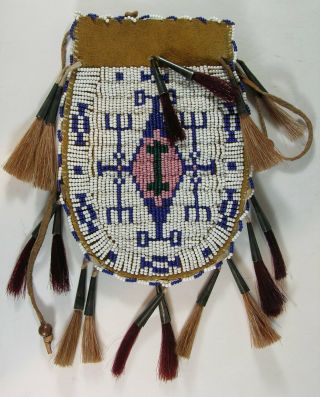 Ca1910s Native American Sioux Indian Bead Decorated Hide Pouch / Beaded Hide Bag