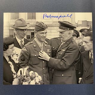 Robert Maxwell Signed 8x10 Photo Autograph World War 2 Medal Of Honor