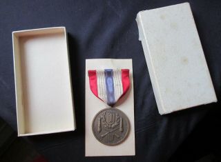 Antique World War I 1917 First Infantry Division A.  E.  F Bronze Us Military Medal