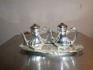 Vintage Georgia Salt And Pepper Shakers With Tray Tea Pot Shaped - Made In Japan