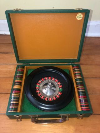 Vintage 1950s Rowe Co.  Home Roulette Layout With Wheel,  Chips & Fancy Case