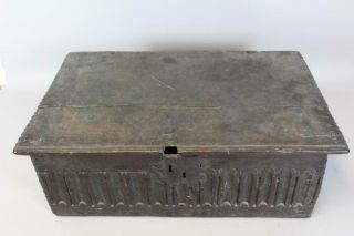 RARE PILGRIM PERIOD 17TH C CARVED ENGLISH BIBLE BOX IN OLD SURFACE 3