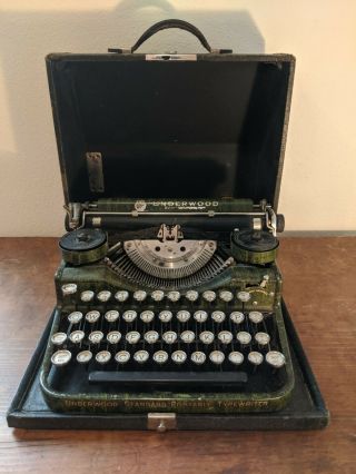 Vintage Antique Underwood Standard Portable Typewriter 4 - Bank With Case