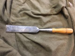 Vintage T H Witherby 1 1/2 Inch Wide Socket Chisel With Beveled Edges