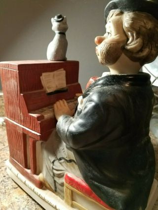 Willie The Entertainer,  Melody in Motion Figure Waco Musical 2