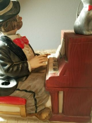 Willie The Entertainer,  Melody in Motion Figure Waco Musical 3
