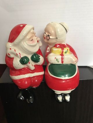 Vintage Mr / Mrs Kissing Santa Claus S,  P Set W Wooden Bench And Oib