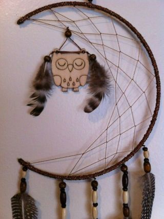Cherokee Handmade 23 " Dream Catcher " Owl In The Moon " Black & Tan Wood Beads