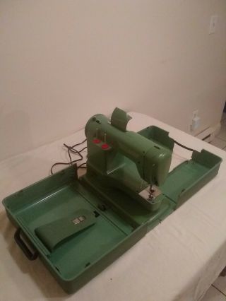 Vintage Green Elna Supermatic Sewing Machine Hard Carrying Case Estate Find Guc