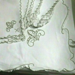 Madeira Embroidery Banquet Tablecloth 103 