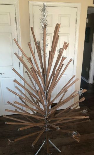 Vintage Aluminum Christmas Tree 6.  5’ 61 Branches Stand