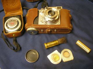 Vintage Minolta Minolta - 35 Model Ii Camera Rangefinder Two Walz Filters Ge Light