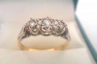 Vintage 18ct Gold Platinum & Diamonds Art Deco Style Ladies Ring 1976