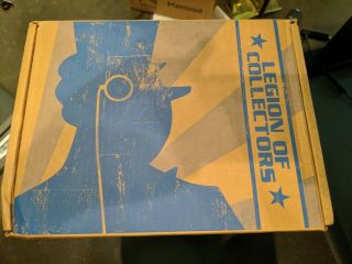 Dc Legion Of Collectors Complete Box W/ Funko Pop Mr.  Freeze Shirt Size Medium