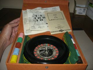Vintage 1950s Rowe Co.  Home Roulette Layout With Wheel,  Chips & Fancy Case