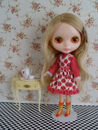 Blythe Doll Vintage Kenner And Neo Handmade Floral Dress