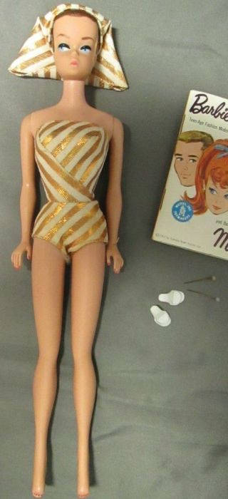 Vintage Fashion Queen Barbie Doll W Wigs Earrings Shoes Book Stand Outfit
