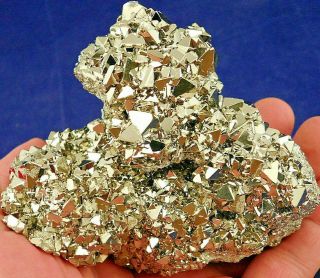 Hundreds Of Pyramid Shaped Tetrahedron Pyrite Crystals In A Big Cluster 899gr E
