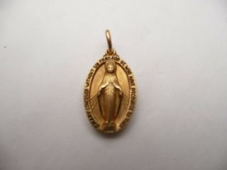 Vintage Solid 14ct Gold Virgin Mary Icon Pendant 3.  2 Grams