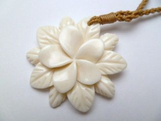 Hawaii Jewelry Flower Buffalo Bone Carved Pendant Necklace/choker 35374