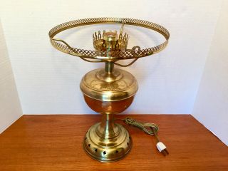Vintage Brass Aladdin Hurricane Oil Lamp Converted Electric Signed 10.  25 " Fitter