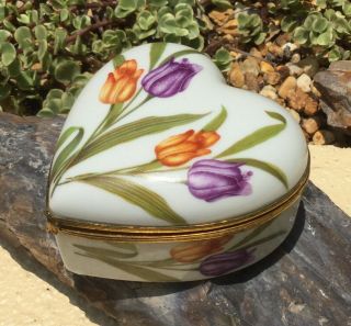 Exquisite Vintage Limoges France Hand Painted Porcelain Heart Box / Tulips