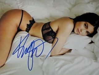 Kylie Jenner (kardashian) Hand Signed 8x10 Photo W/holo