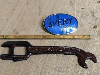 Rare Vintage Bf Avery & Sons K209 Chilled Plow Implement Wrench & Grill Emblem