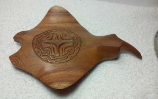 Exceptional Vintage Oceanic,  South Pacific Wood Carving,  Stingray Polynesian?