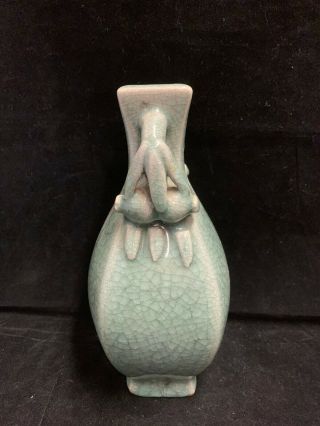 Chinese Asian Vintage Green Glaze Porcelain Vase 2