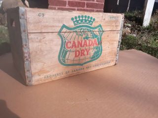 Vintage Canada Dry Wooden Box Crate Carrier C3 D - 7 - 65