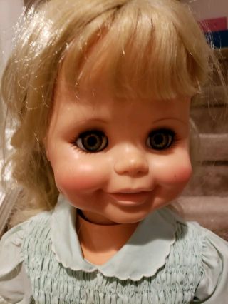 Vintage 1969 Ideal Betty Big Girl Playpal W/ Quite Outfit Hair parted 2