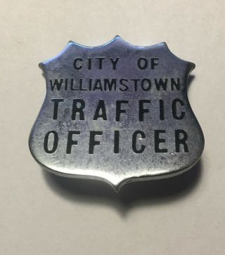Vintage WILLIAMSTOWN Council Parking Melbourne Traffic Warden Cap Badge 2