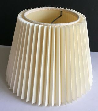 Vintage White Ruffled Plastic Crown Clip On Lamp Shade 6 1/2 " H X 9 " W