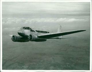 Vintage Photograph Of Old Aircraft Models - General Aircraft 