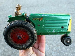 Antique Vintage Oliver 77 Diecast Aluminum Farm Tractor 1/16 Scale W/ Farmer
