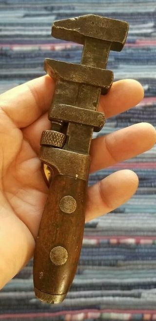 Vintage P.  S.  And W Co Adjustable Monkey Wrench Vintage Antique Pipe Wrench 7 "