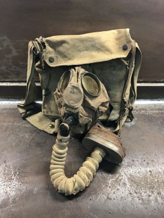 Vintage Us United States Ww1 World War 1 Gas Mask With Bag