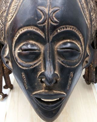 Authentic Chokwe Mwana Pwo Mask 2