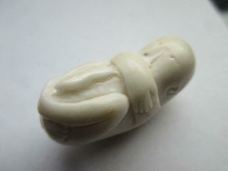 Antique Art Deco Hand Carved Deer Bone Inuit Eskimo Baby Charm Bead K721